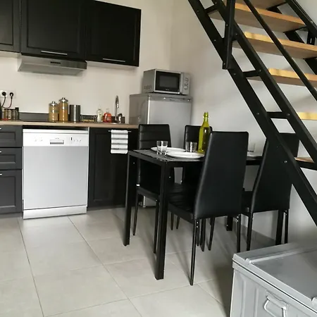 Urban Loft Part-dieu Apartment